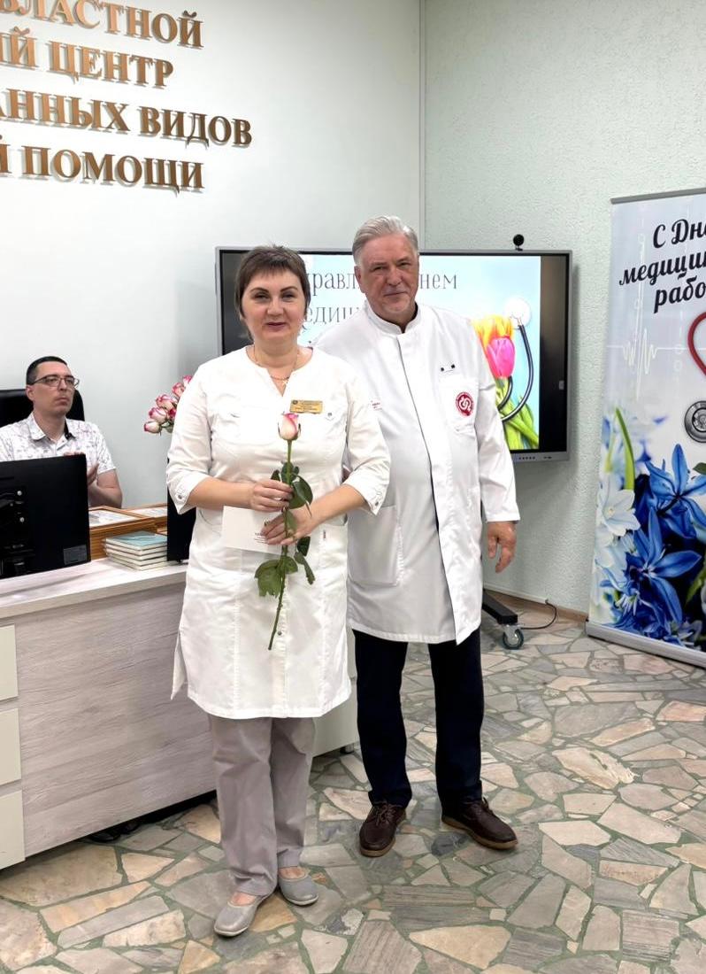 Биолог клинико - диагностической лаборатории Ольга Викторовна Соколова удостоена ведомственной награды Нагрудный знак «Отличник здравоохранения»