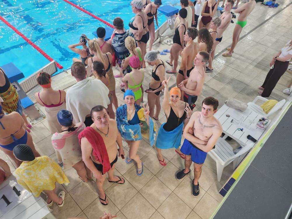 29 марта представители нашего Центра приняли участие в соревнованиях по плаванию среди первичных профсоюзных организаций