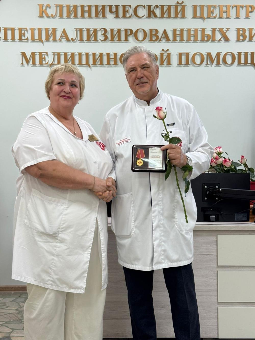 Медалью Пензенского областного клинического центра СВМП  «За доблестный труд в здравоохранении»