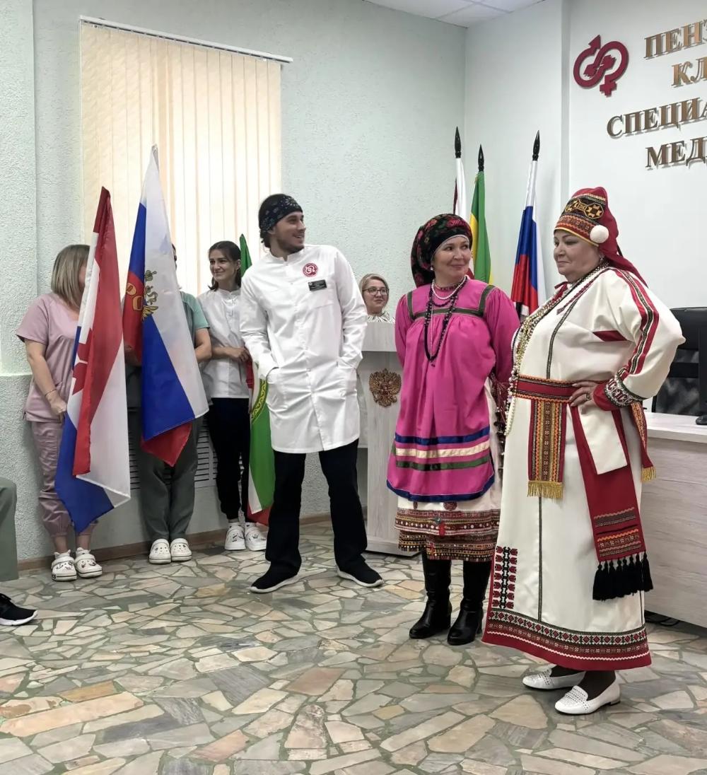 Обычаи и традиции мордовского народа представили сотрудники инфекционного отделения № 6